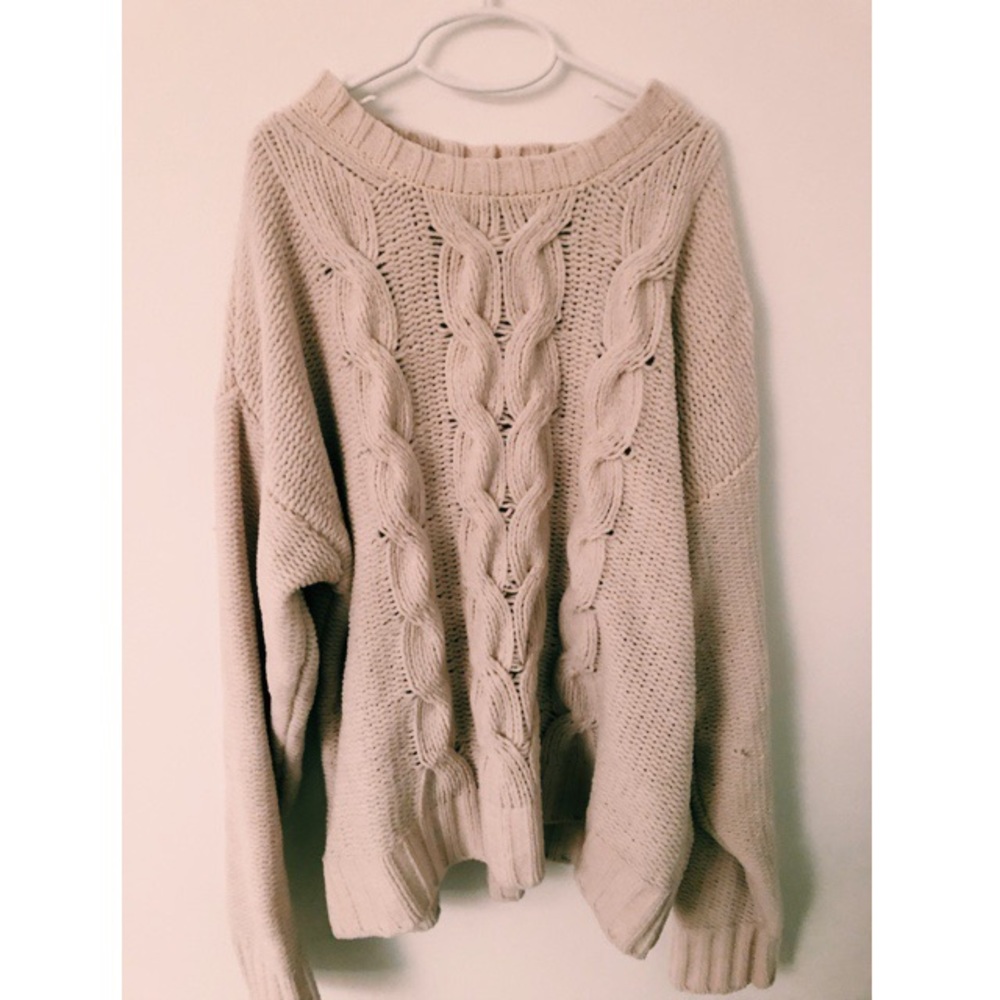 American Eagle Sweater